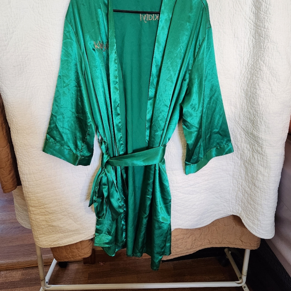 Emerald robe
